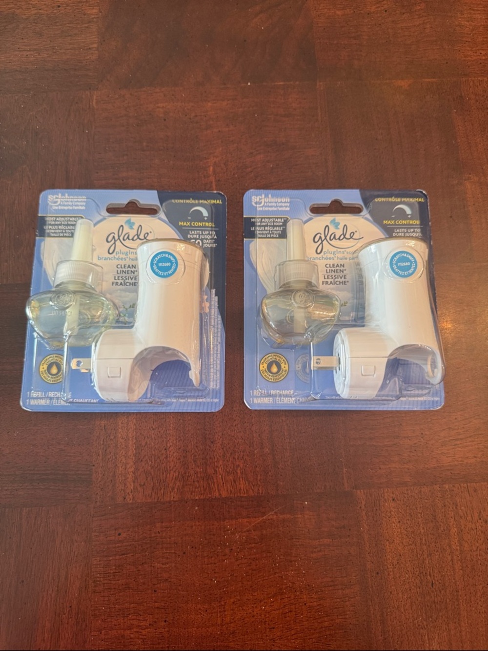 Glade Clean Linen Scent White and Blue Plug-In Air Freshener Duo Set of 2